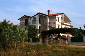 Apartments for families with children Finida, Umag - 7019